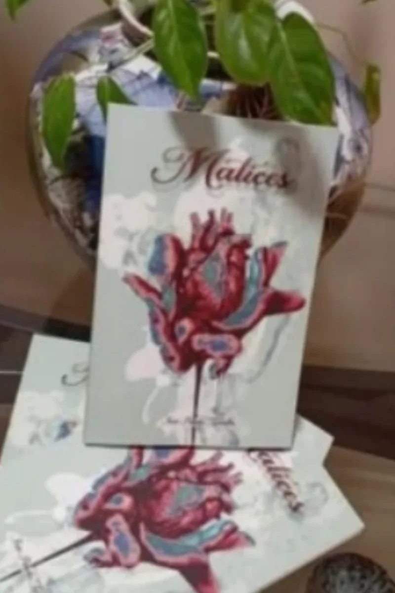 Portada de Matices Iraís Paredes Torrealba